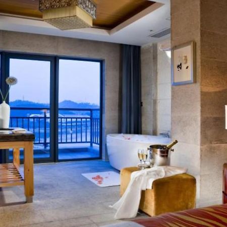 Hangzhou Wonderland Hotel Lin'an Room photo